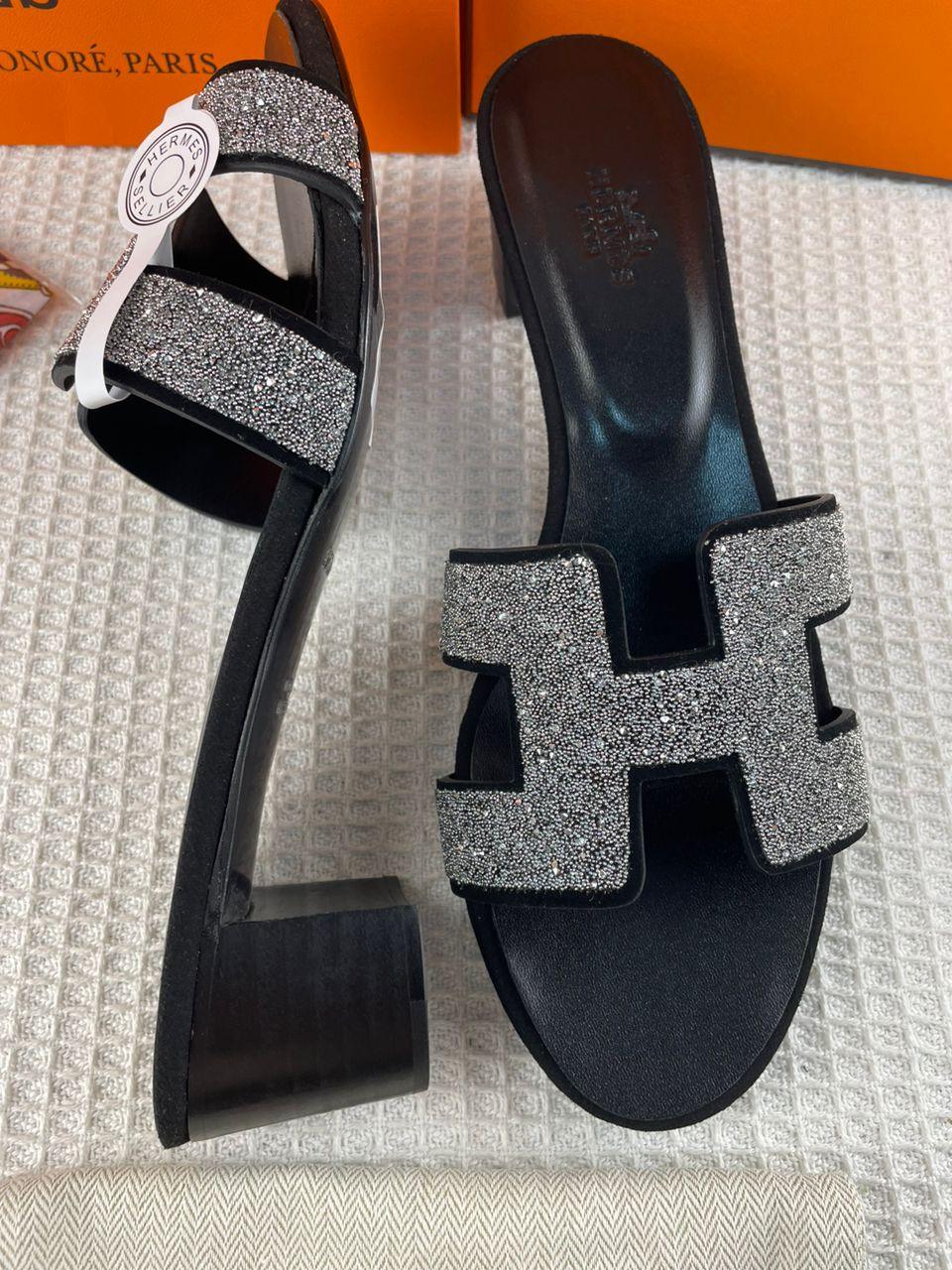 Hermès Oasis Terlikler - Yeni Sezon - Glimmer of Luxury