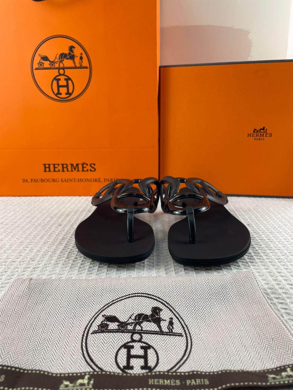 Hermès Egerie Sandalet Siyah - Glimmer of Luxury