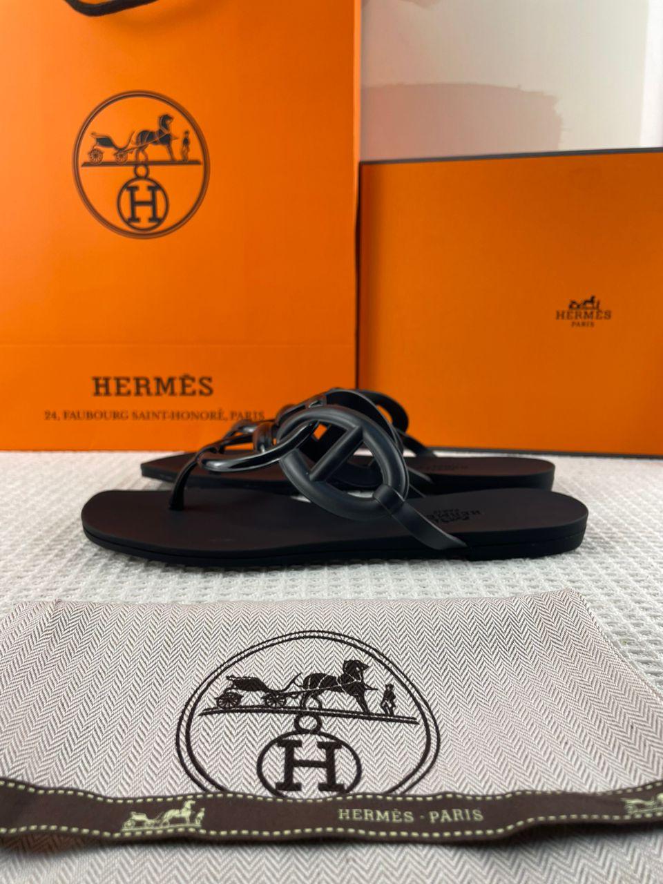 Hermès Egerie Sandalet Siyah - Glimmer of Luxury
