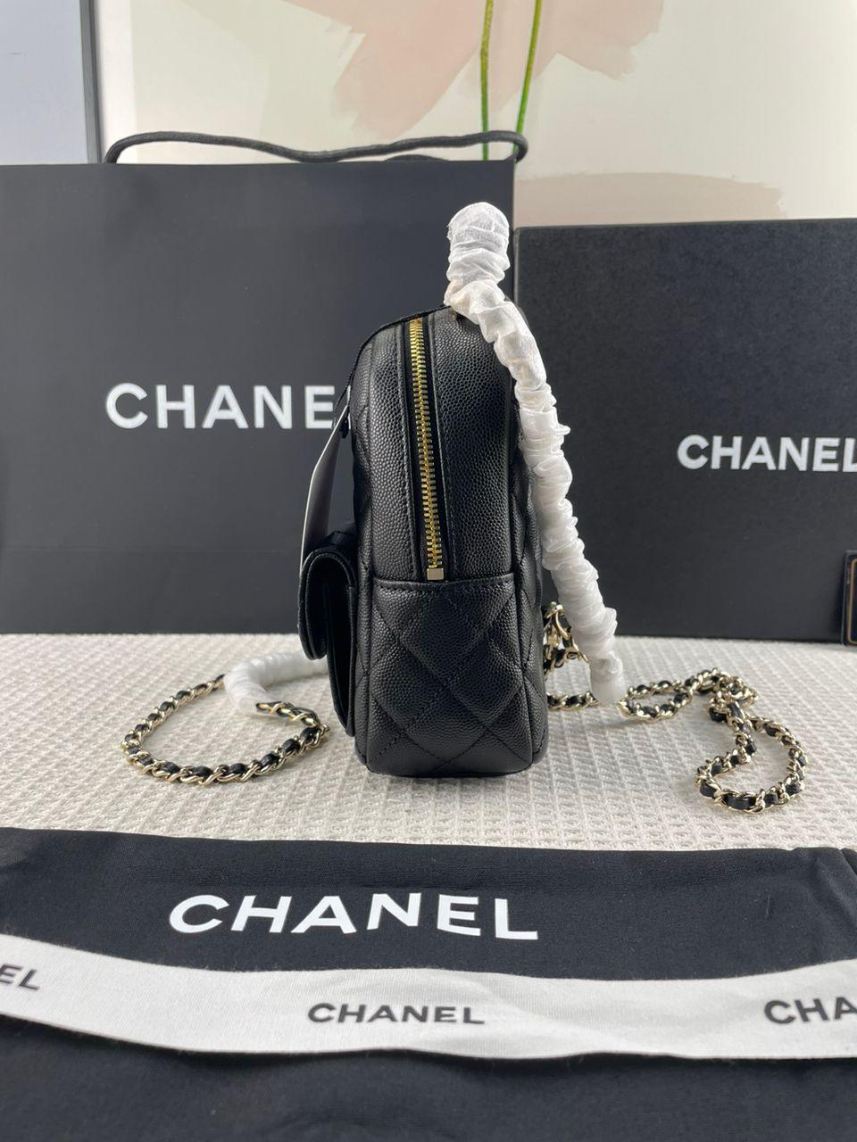 Chanel Kapitone Küçük CC Günlük Sırt Çantası Siyah Havyar Açık Altın Donanım - Glimmer of Luxury