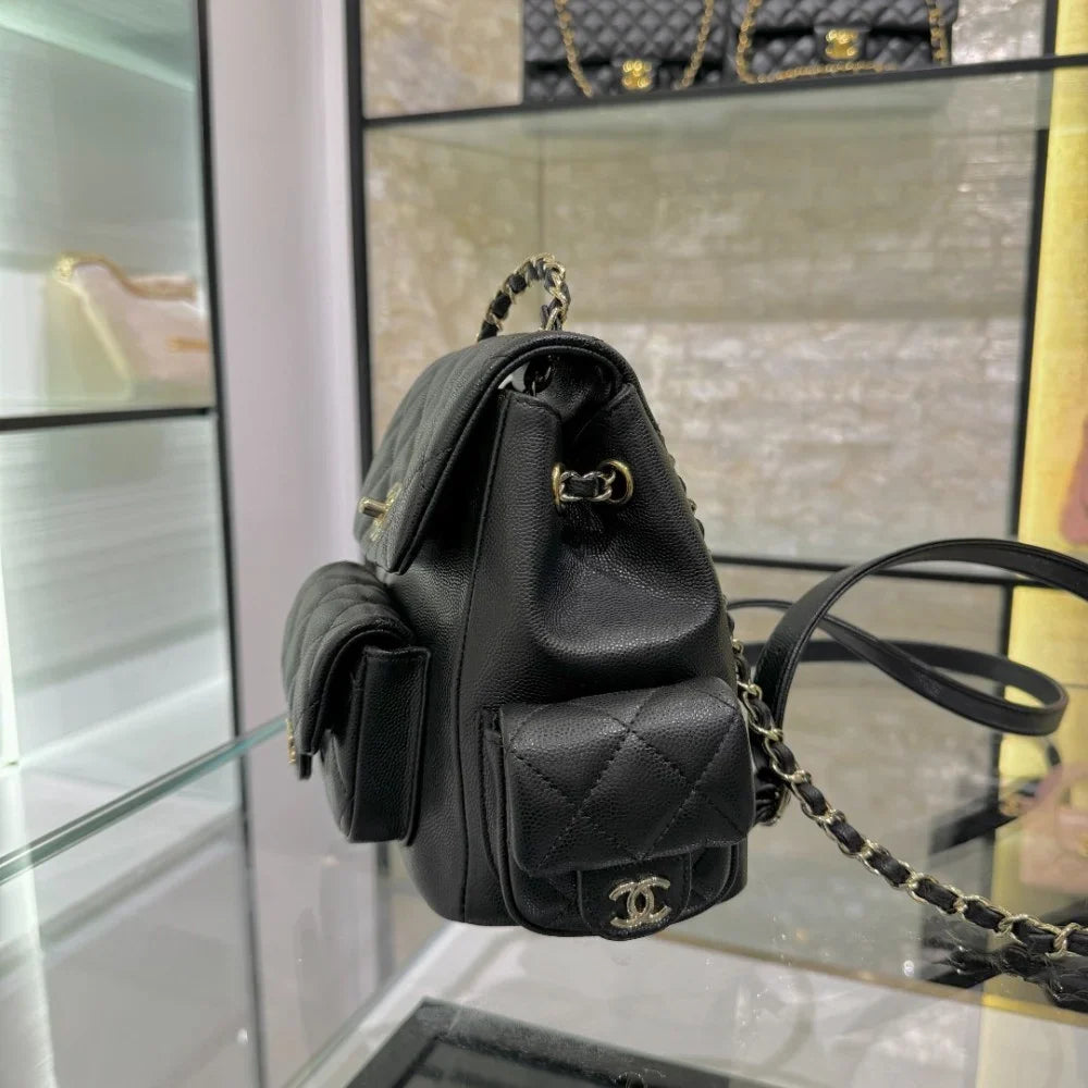 Chanel Küçük Siyah Havyar Deri Sırt Çantası - Glimmer of Luxury