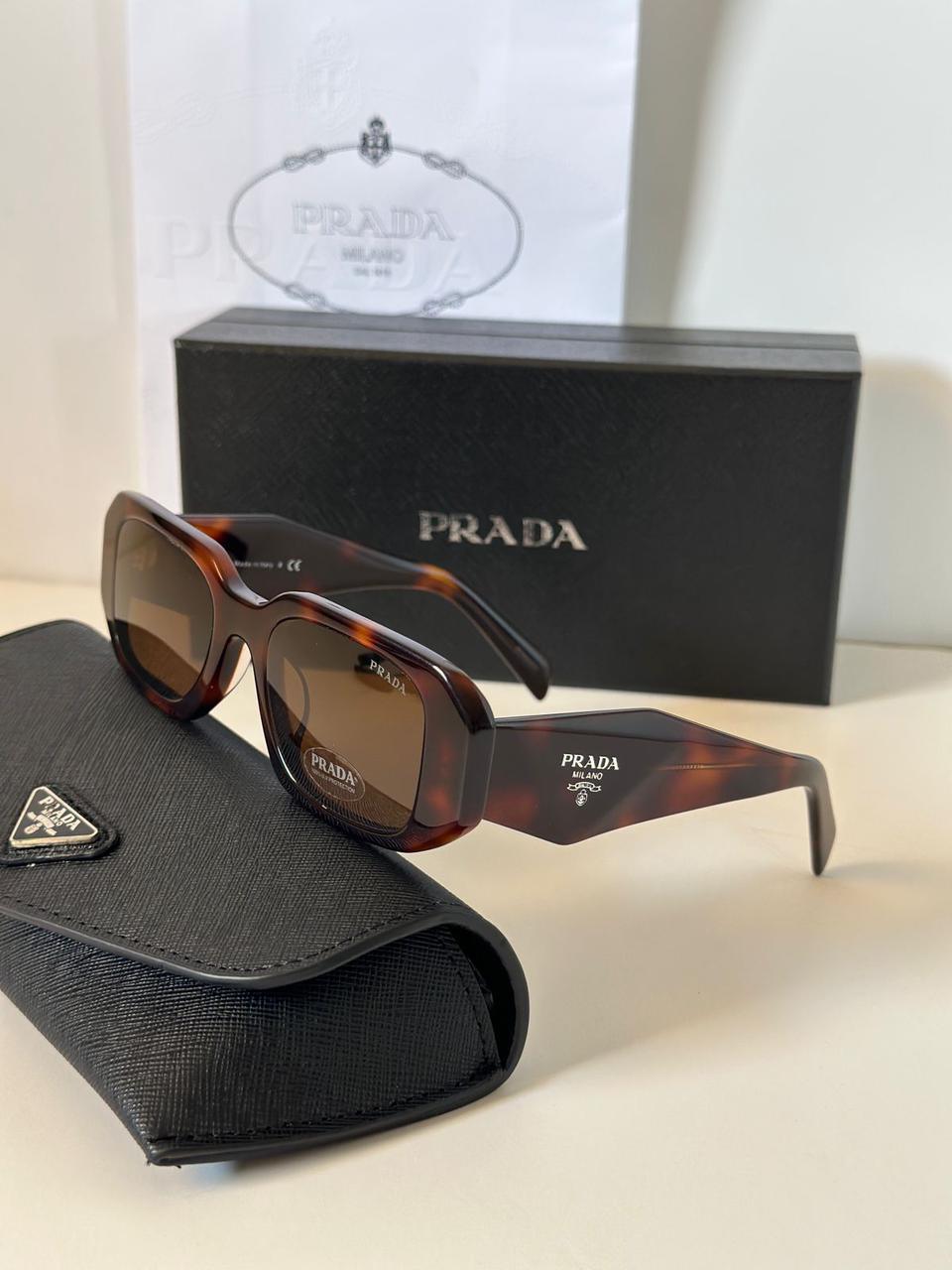 Prada Kadın PR 17WS Güneş Gözlüğü - Glimmer of Luxury