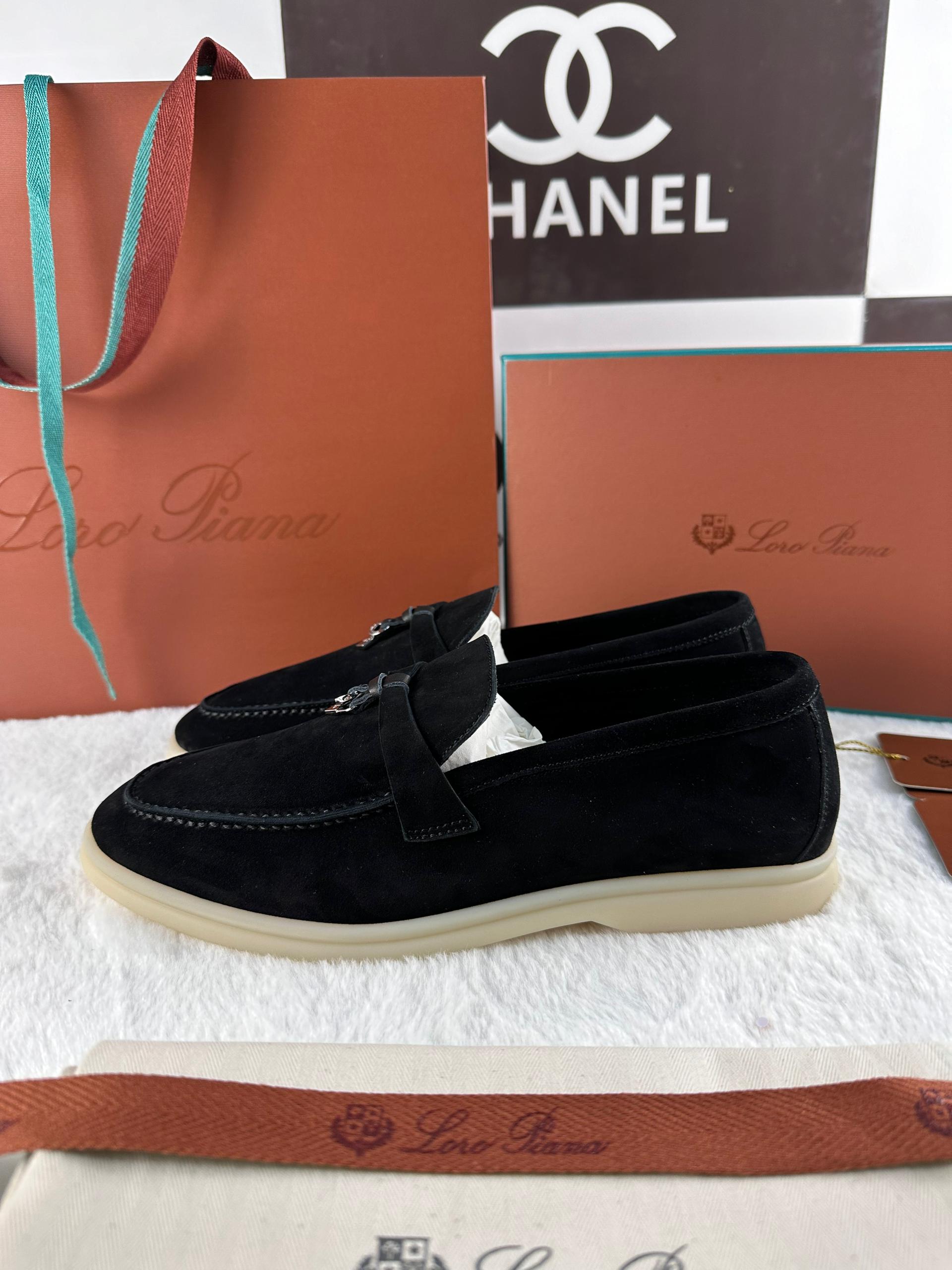 Loro Piana Yaz Büyüsü Yürüyüş Ayakkabısı - Siyah - Glimmer of Luxury