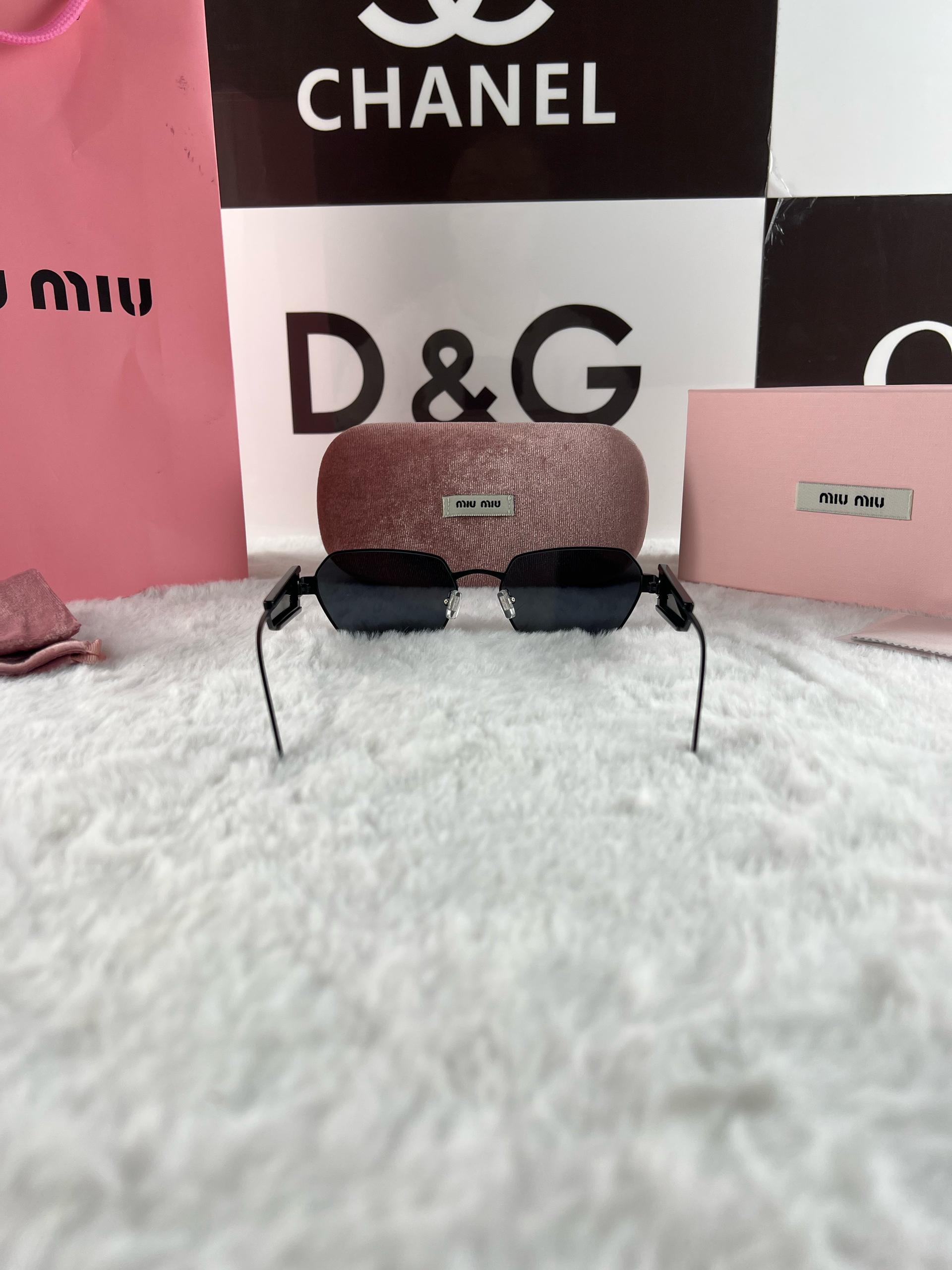 Siyah Kedi Gözü Güneş Gözlüğü - Glimmer of Luxury