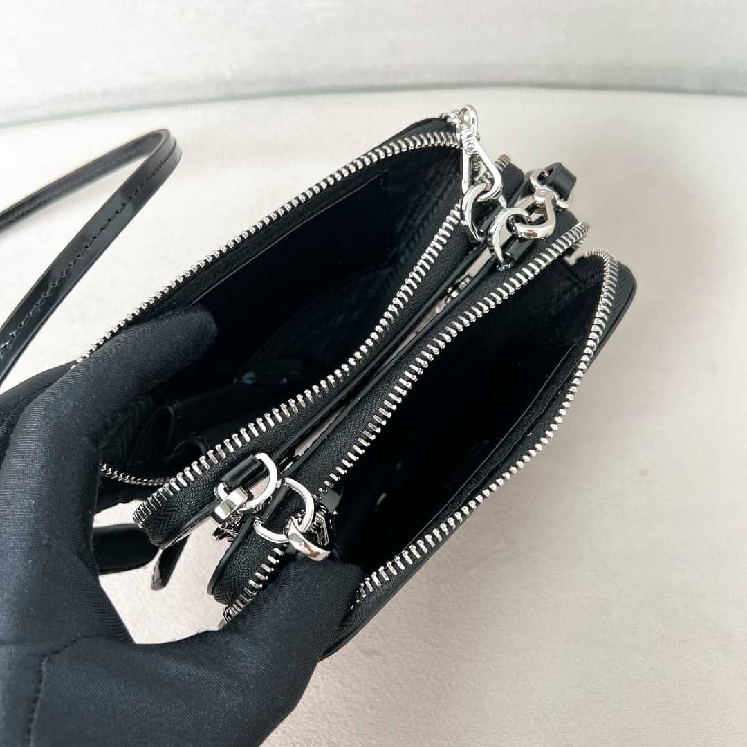 Prada Kristal Süslemeli Mini Kese