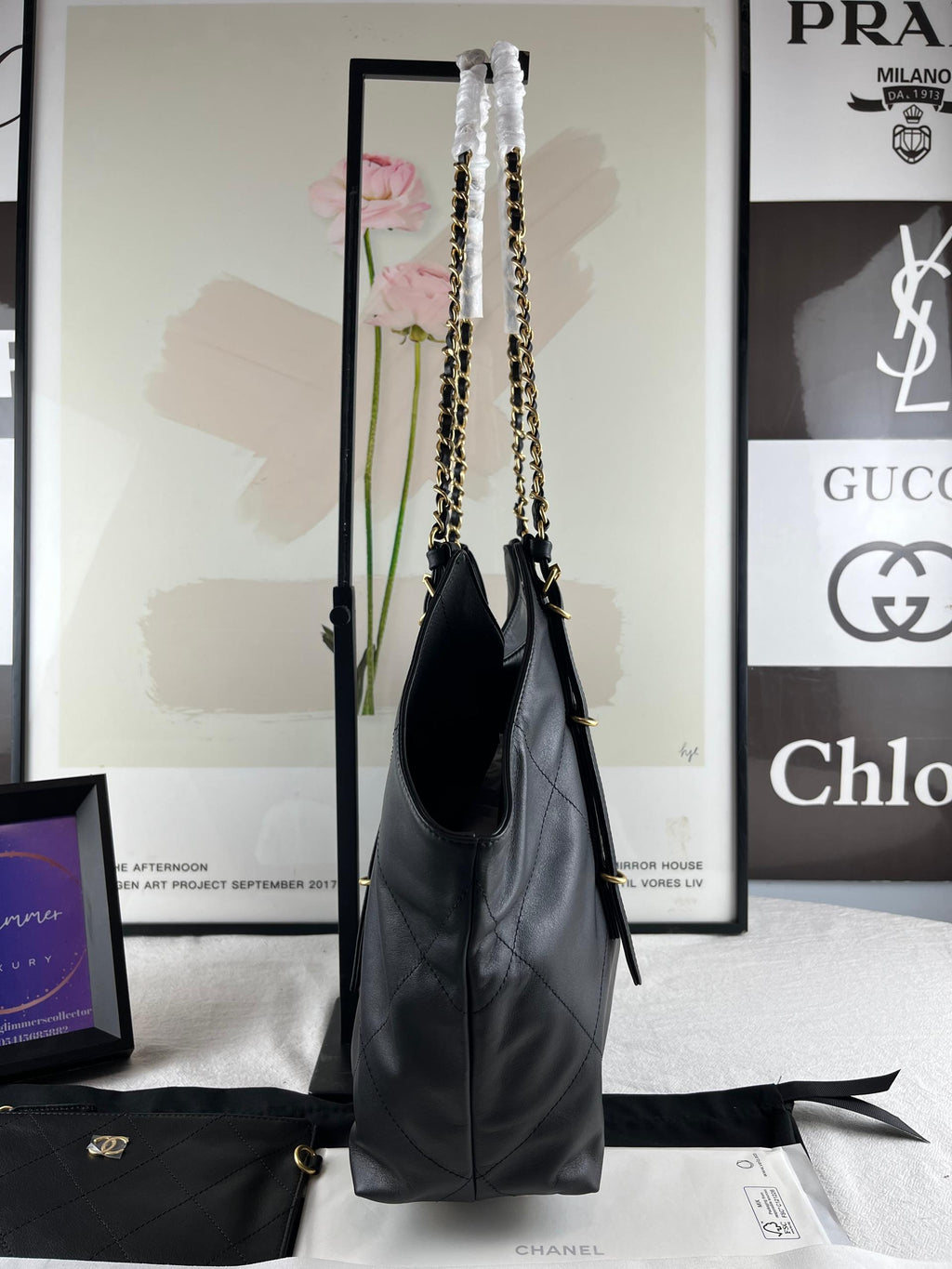 Maxi Shopping Bag Calfskin Leather and Gold-Tone Metal Black