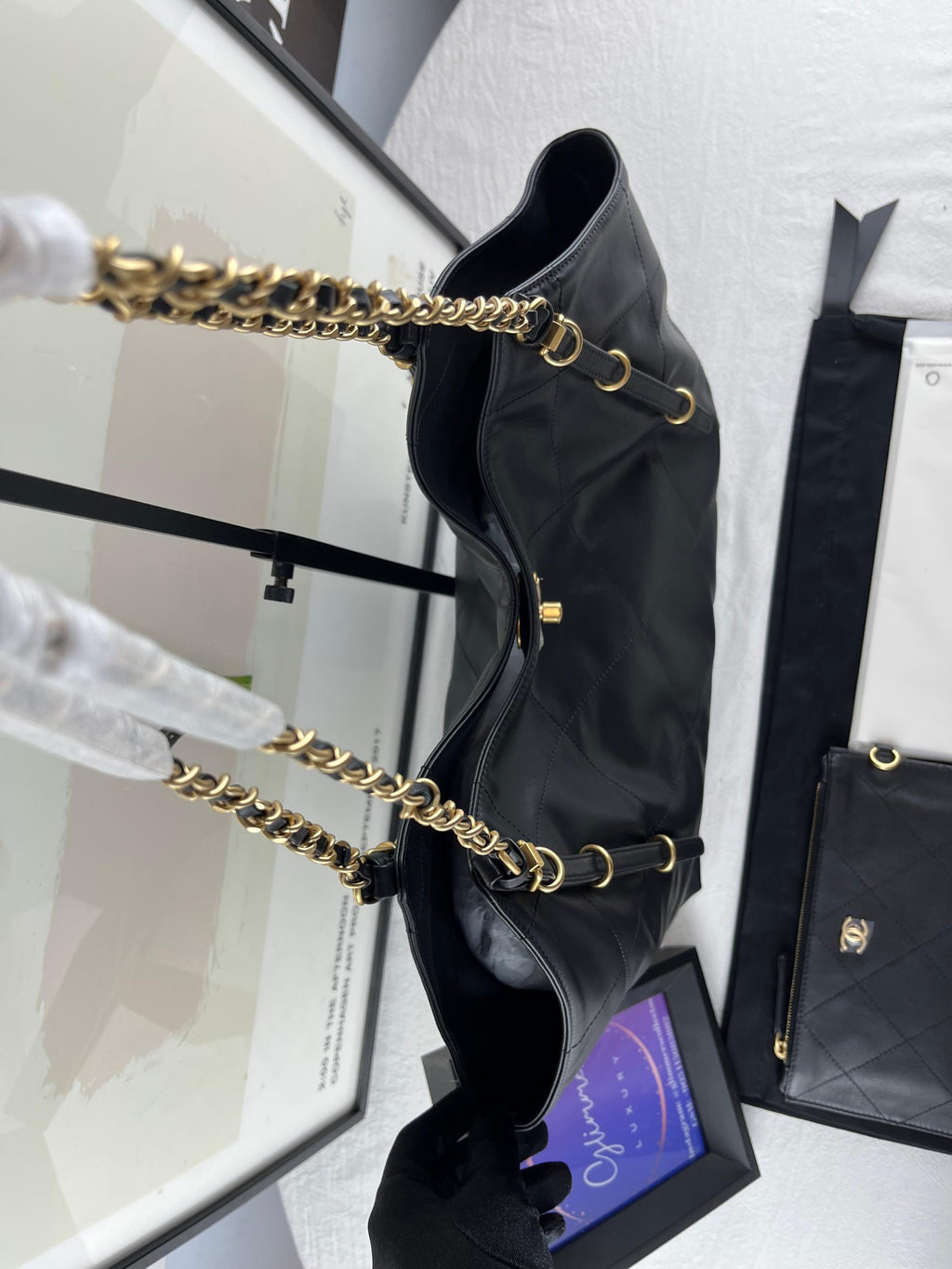 Maxi Shopping Bag Calfskin Leather and Gold-Tone Metal Black