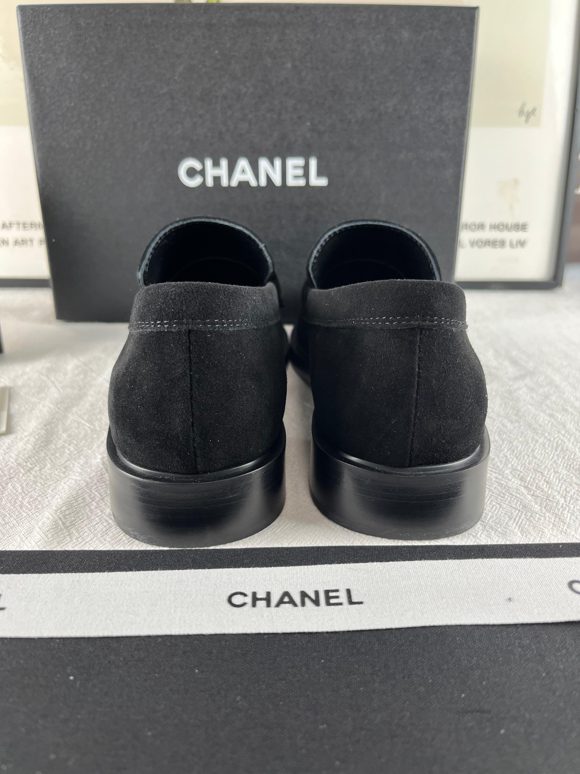Chanel 2024/25 Art Professions Moccasin Suede Kids Leather Black