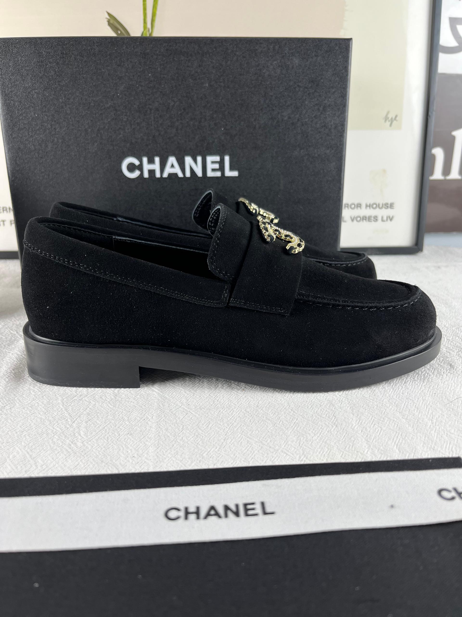 Chanel 2024/25 Art Professions Moccasin Suede Kids Leather Black