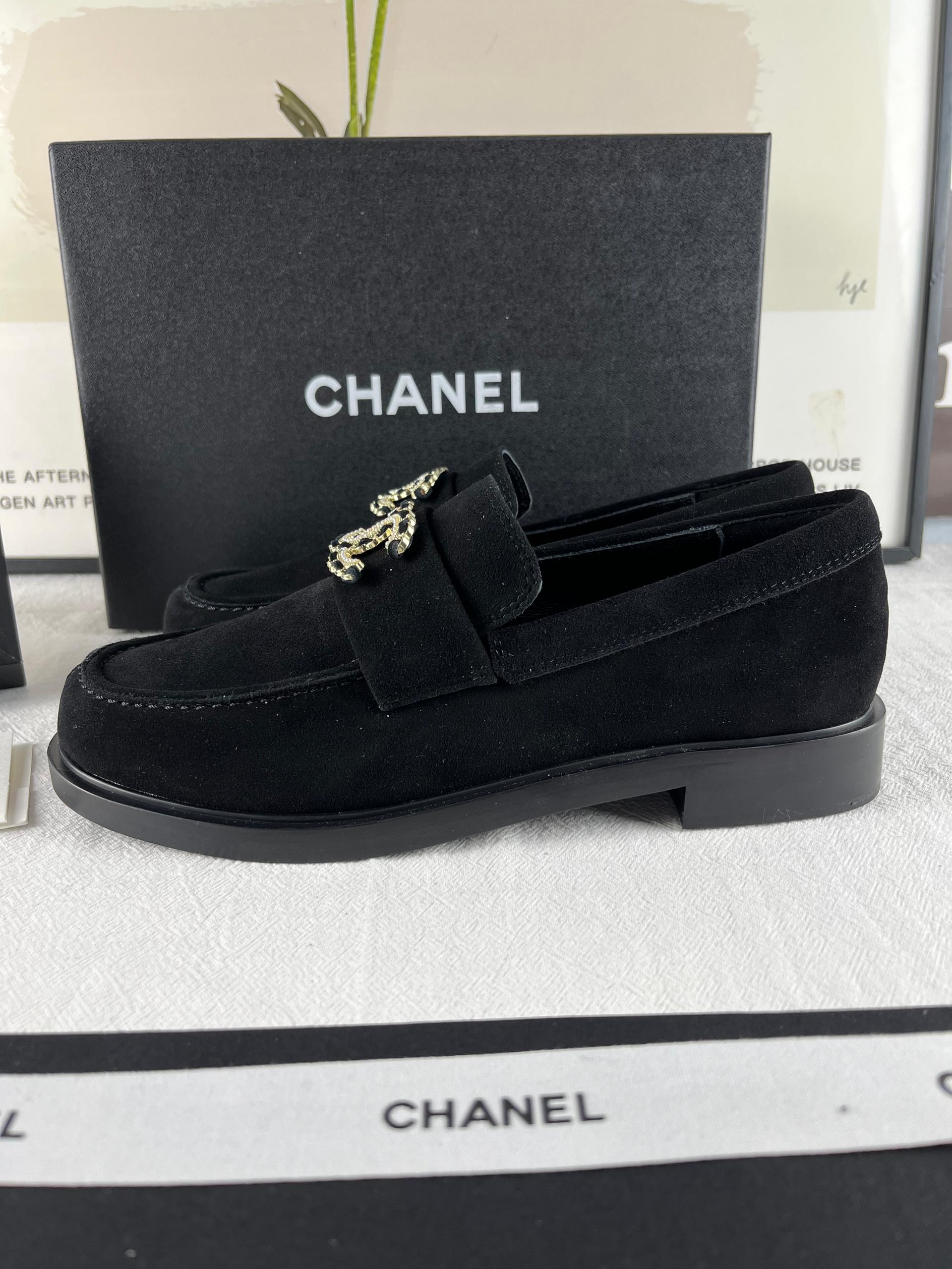 Chanel 2024/25 Art Professions Moccasin Suede Kids Leather Black