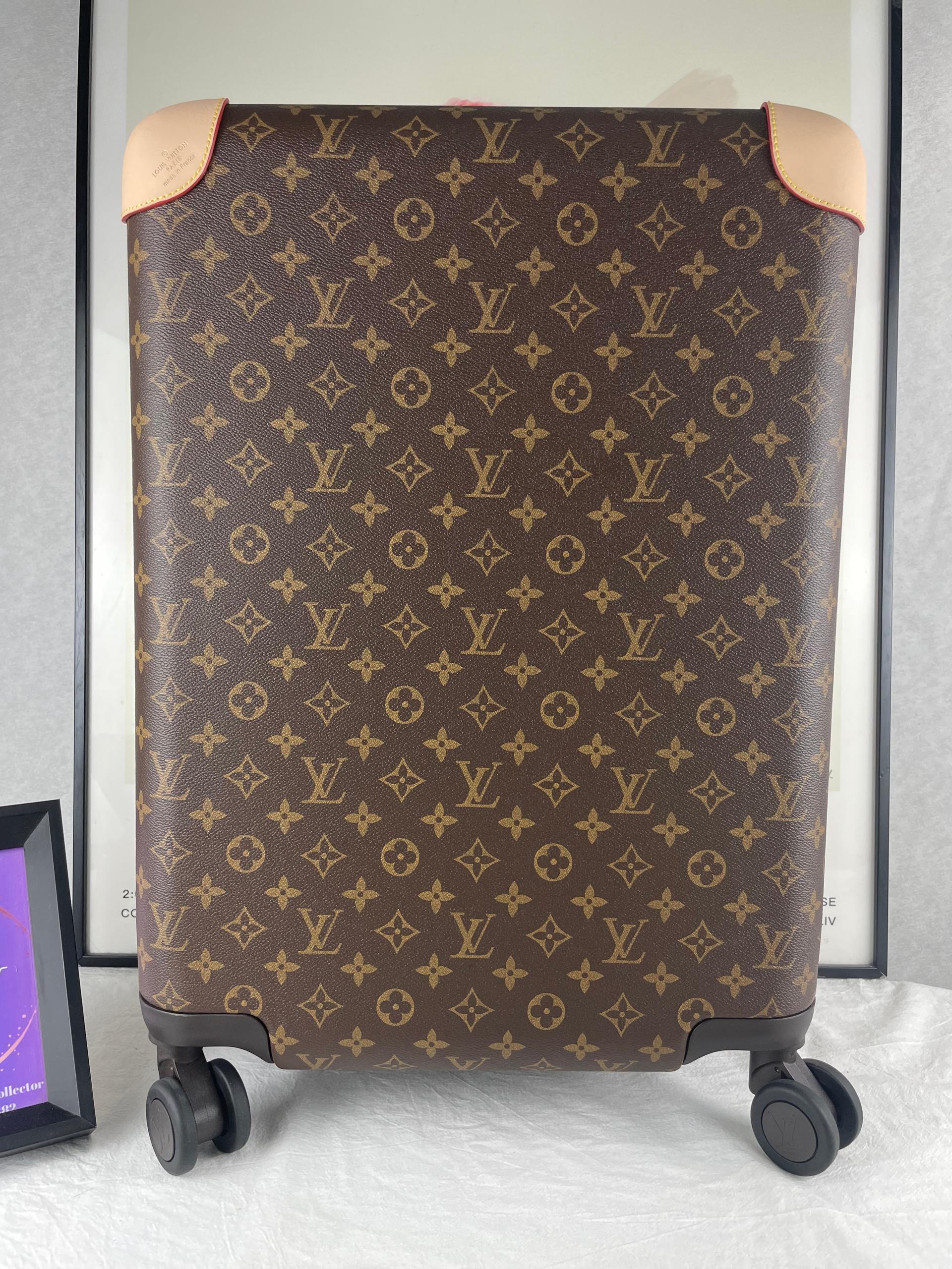 Louis Vuitton Horizon 55