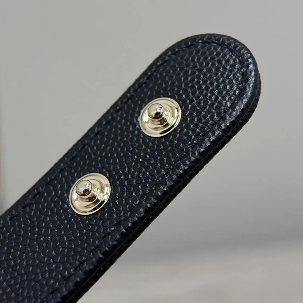 Chanel 25C Öğle Yemeği Kutusu Çantası - Glimmer of Luxury