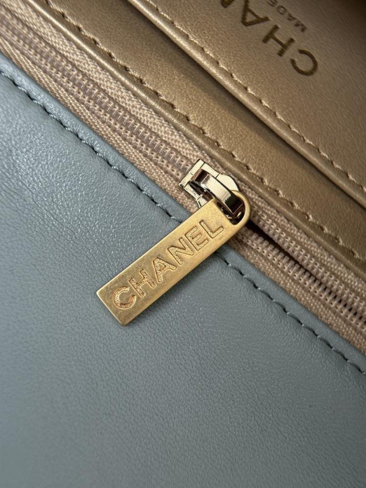 Chanel Classic Mini with Lid 20cm