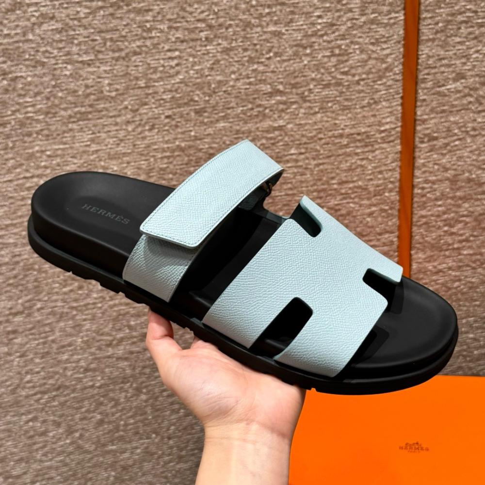 Hermès Chypre Sandals - Clay Beige