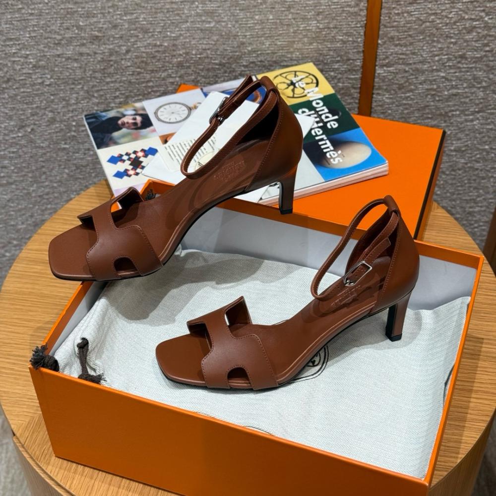 Hermès Oasis Sandals Black & Argent Grey