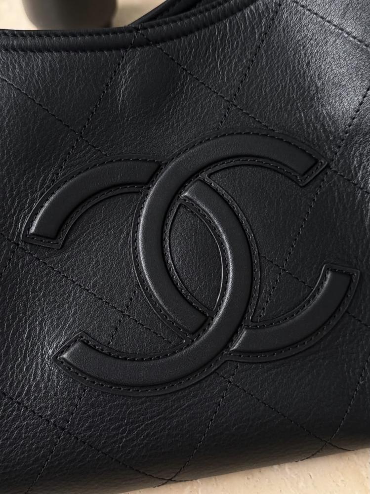 Chanel Kuzu Derisi Kapitone Neo Cabas / Maxi CC Hobo Alışveriş Çantası