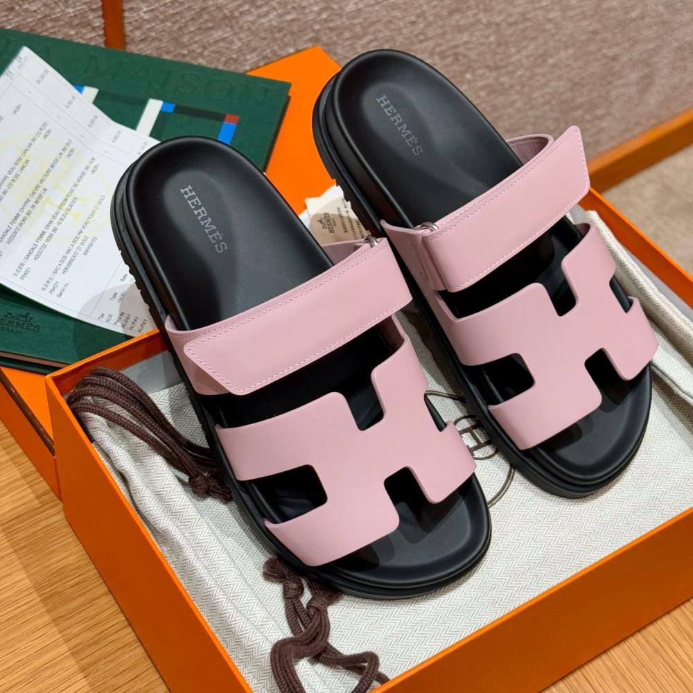 Hermès Chypre Sandals - Clay Beige