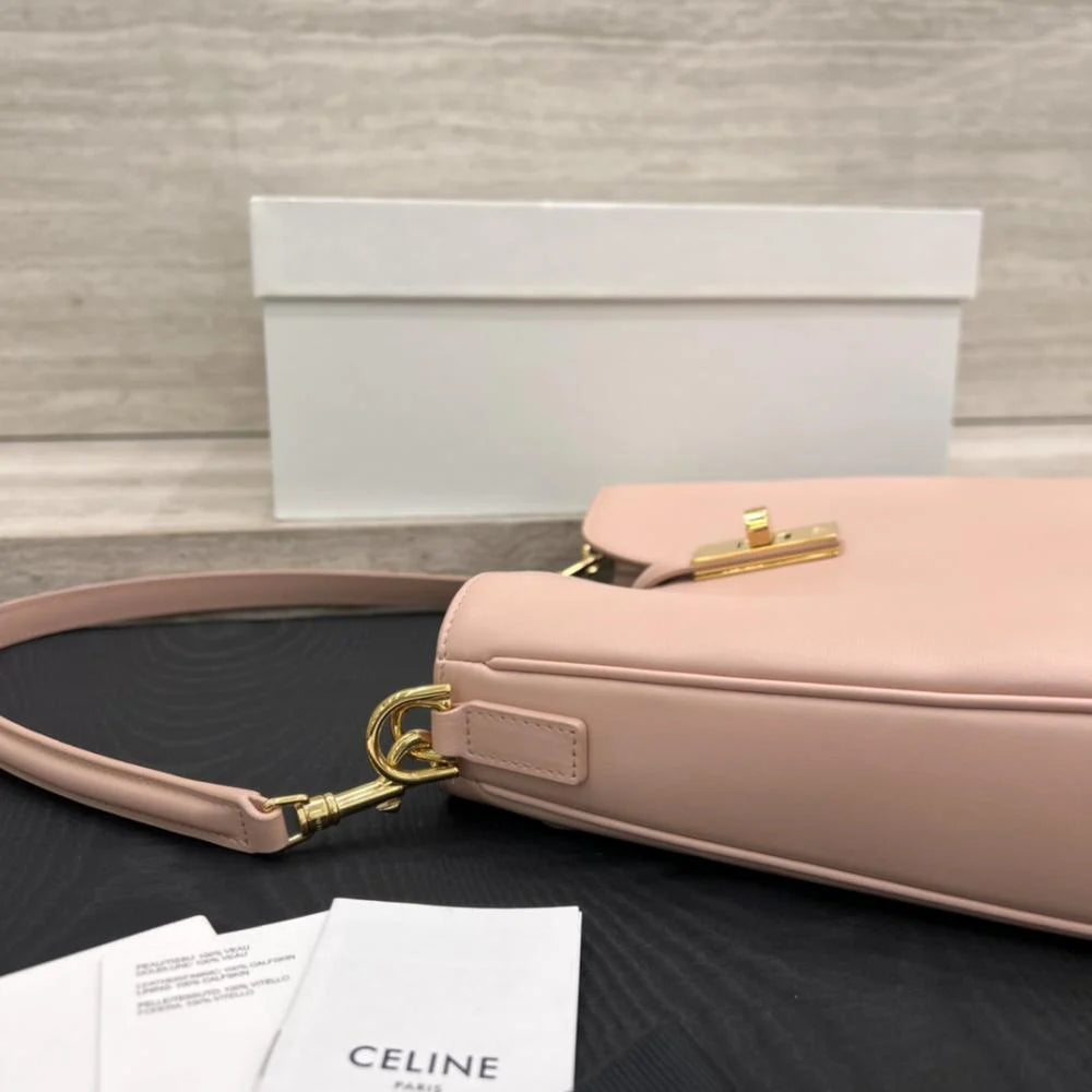 Küçük Camille 16 Yumuşak Çanta Pürüzsüz Dana Derisi - Glimmer of Luxury