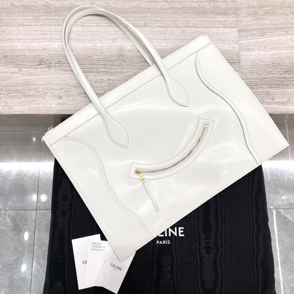 حقيبة سفر CELINE Flat Cabas الجديدة من جلد العجل اللامع - أبيض