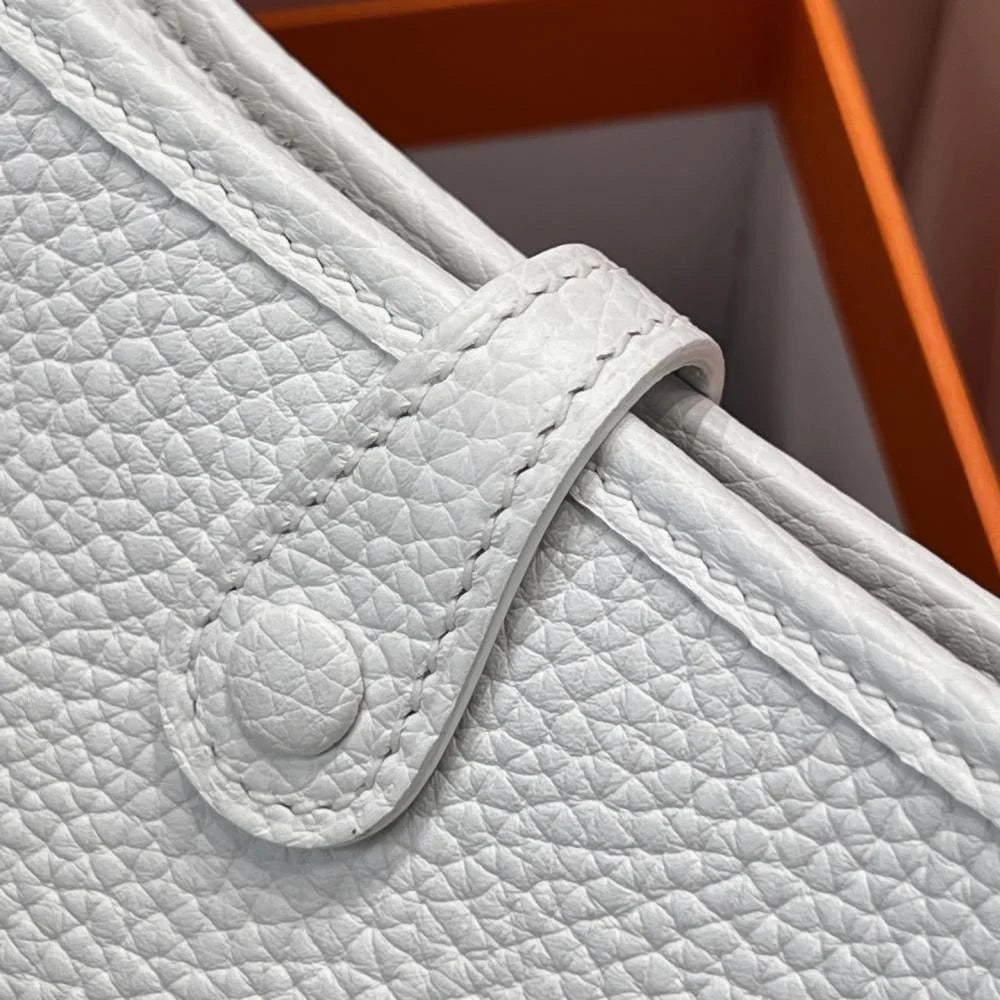 Hermès Evelyne 16cm Togo Leather Shoulder Bag