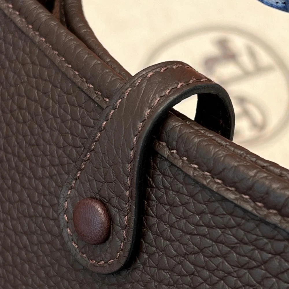 Hermès Evelyne 16cm Togo Leather Shoulder Bag