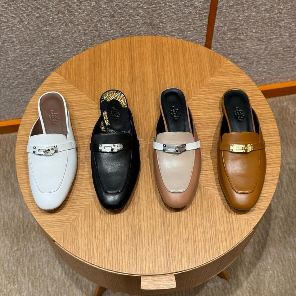 Hermès Oran Sandals Gray Argent