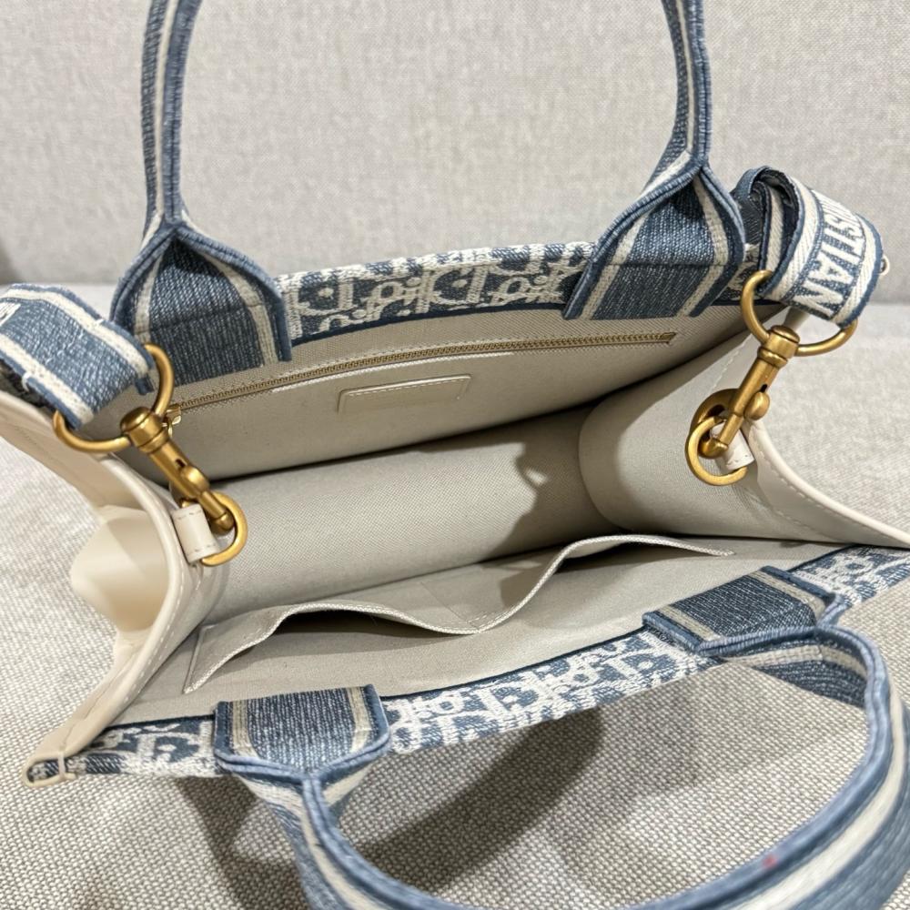 Christian Dior Mavi Book Tote Küçük