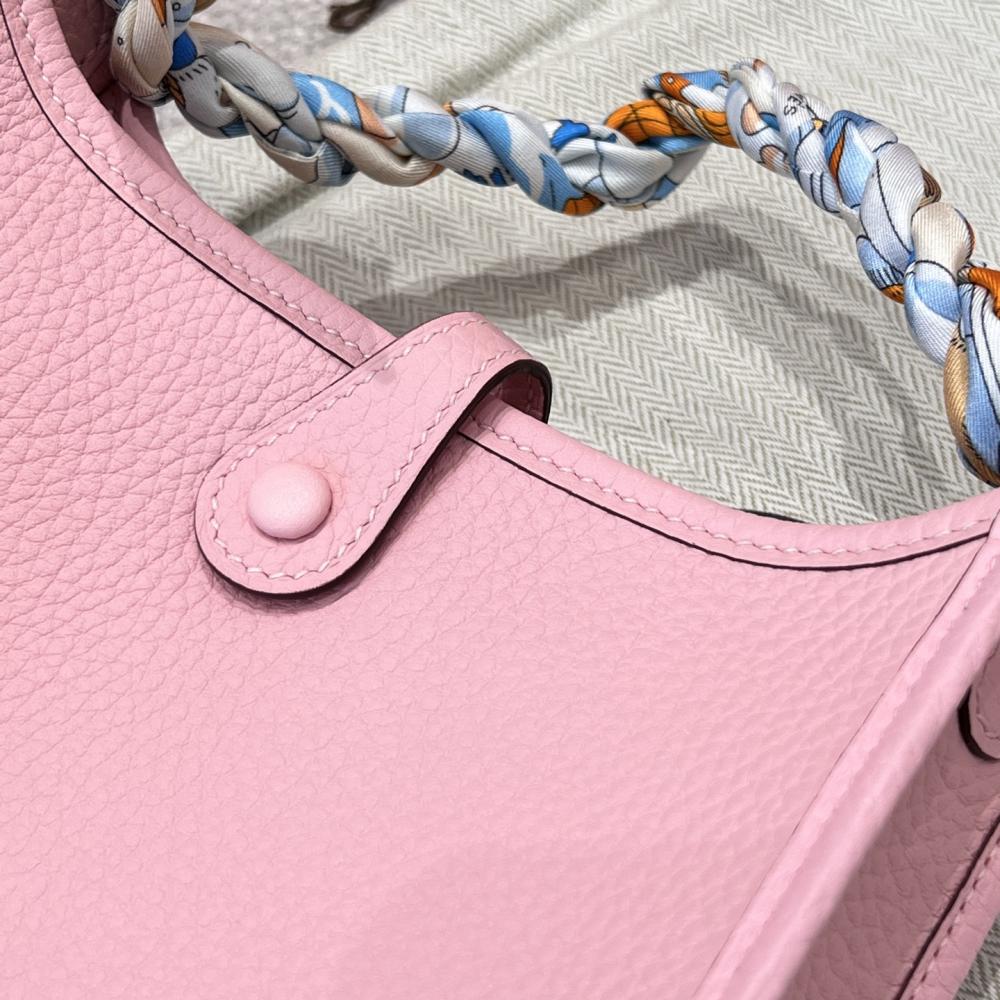 Hermès Evelyne 16cm Togo Leather Shoulder Bag