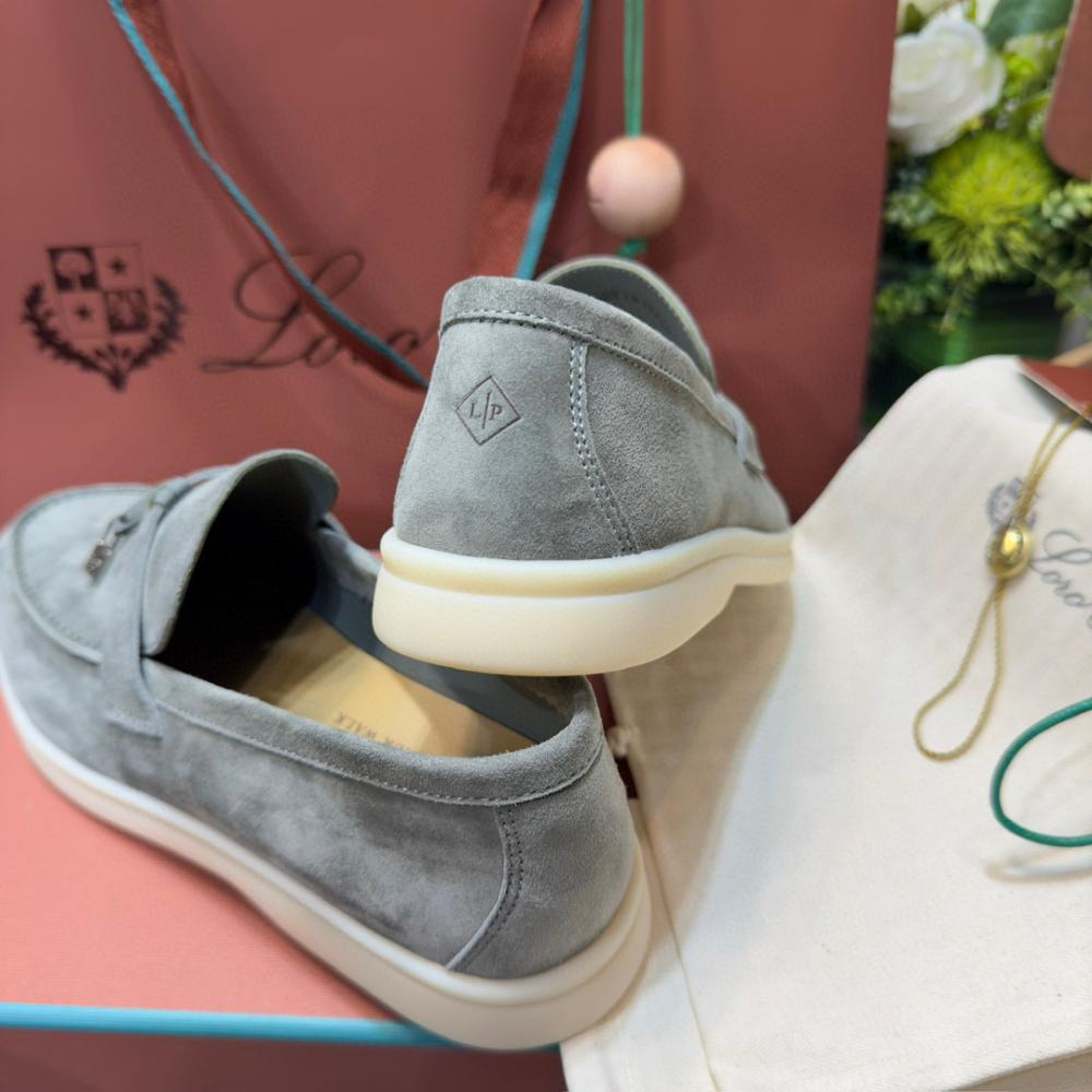 Loro Piana Yaz Büyüsü Yürüyüş Ayakkabısı - Flanel Gri - Glimmer of Luxury