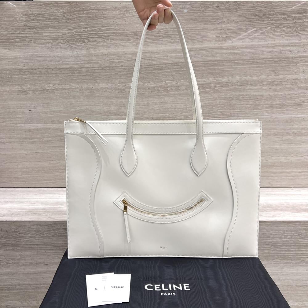 حقيبة سفر CELINE Flat Cabas الجديدة من جلد العجل اللامع - أبيض