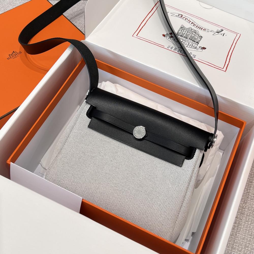 Hermès Herbag Zip 31