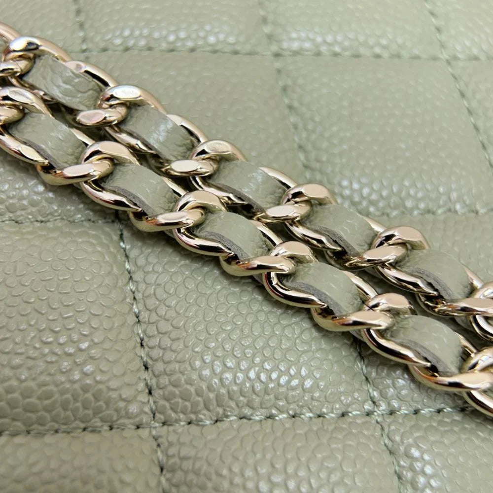 Chanel 25C Öğle Yemeği Kutusu Çantası - Glimmer of Luxury