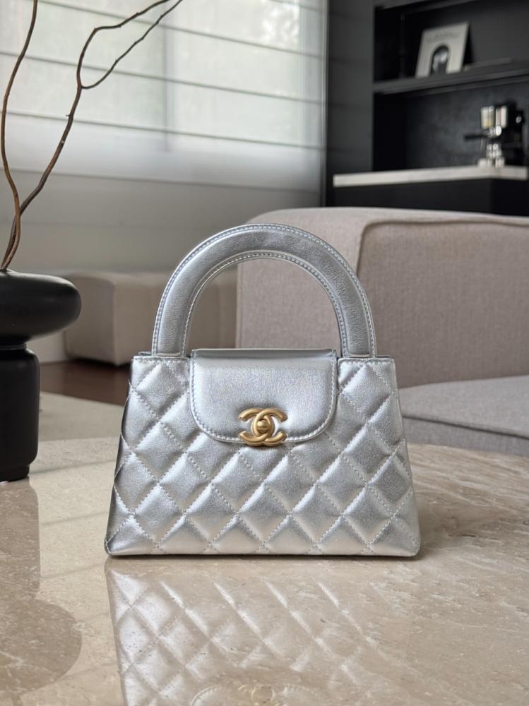 Chanel Kelly Shopping Bag Shiny Calfskin Leather and Gold Hardware Gold Tone