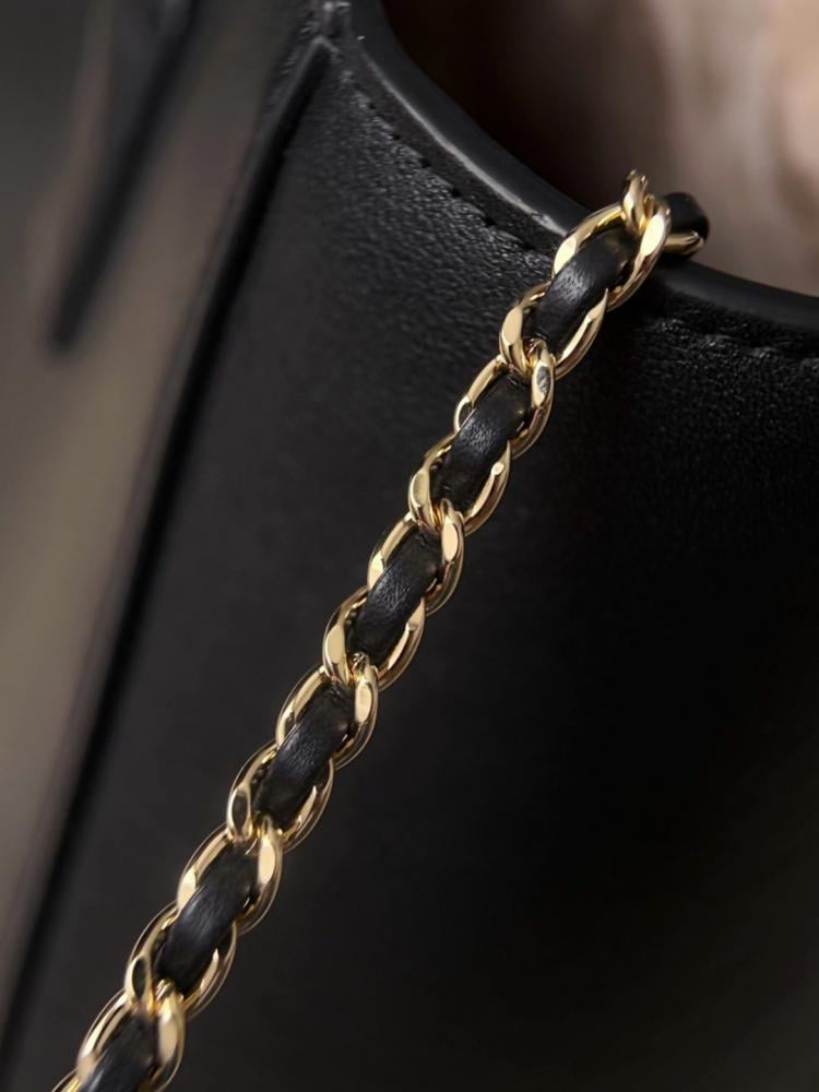 Chanel S26 Spring/Summer Small Shopping Bag