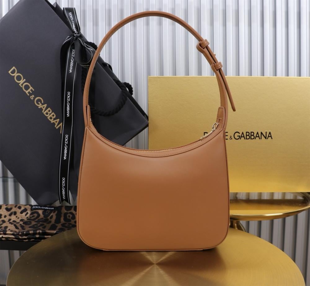Dolce & Gabbana Leather Shoulder Bag – Camel