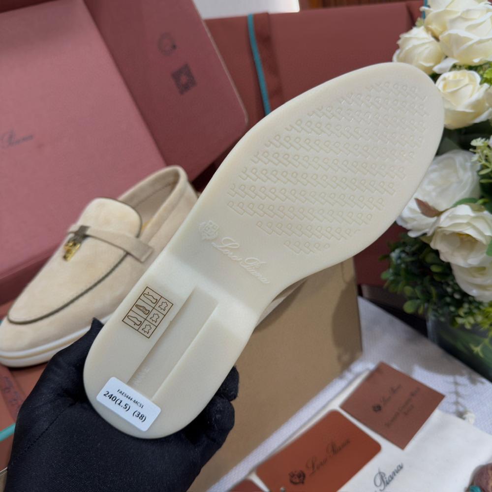 Loro Piana Yaz Büyüsü Yürüyüş Ayakkabısı - Tereyağı - Glimmer of Luxury