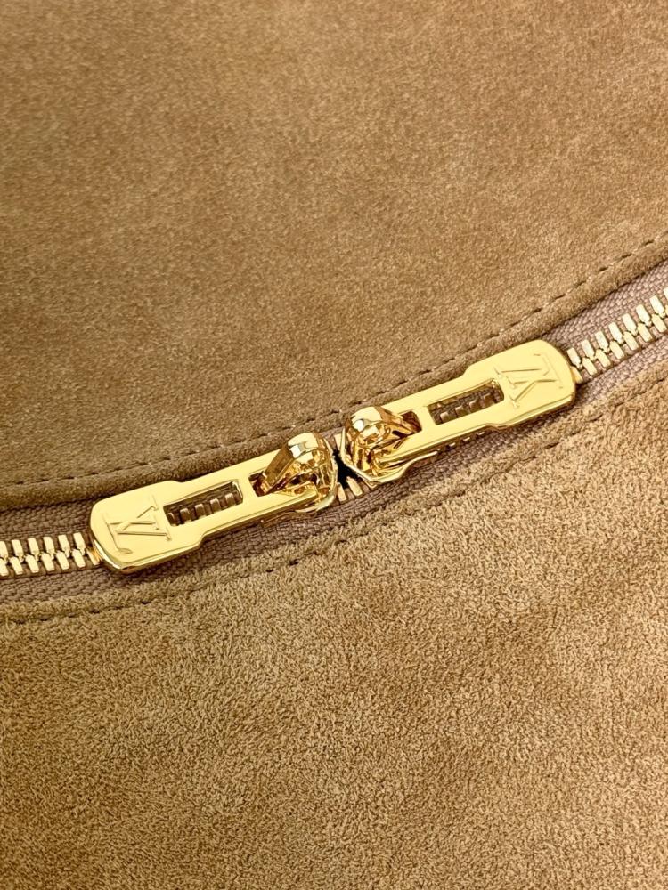 Louis Vuitton – Express MM