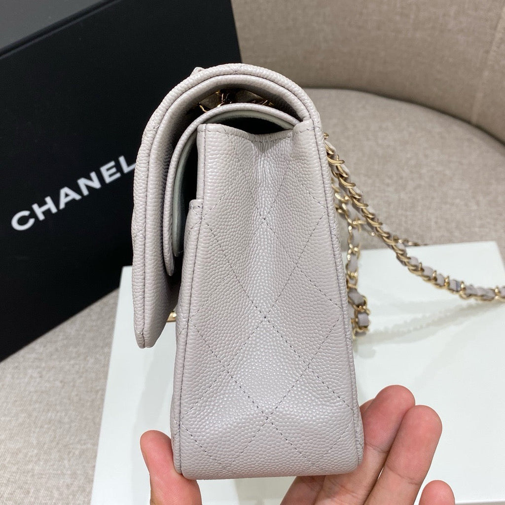 Chanel Sonbahar Kış 2024/25 Klasik 11.12 Çanta - Glimmer of Luxury