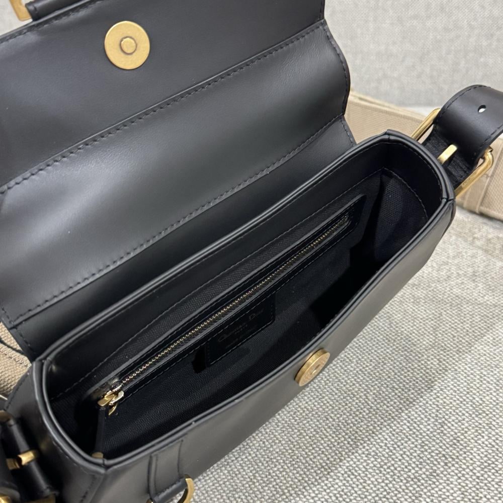 Dior Küçük Streetchic Çanta