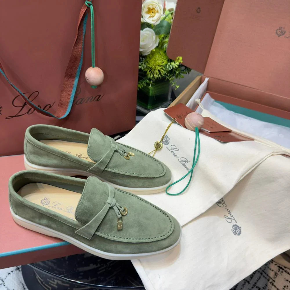 Loro Piana Yaz Büyüsü Yürüyüş Ayakkabısı - Yeşil Çay - Glimmer of Luxury