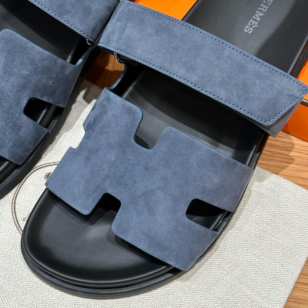 Hermès Chypre Sandals - Clay Beige