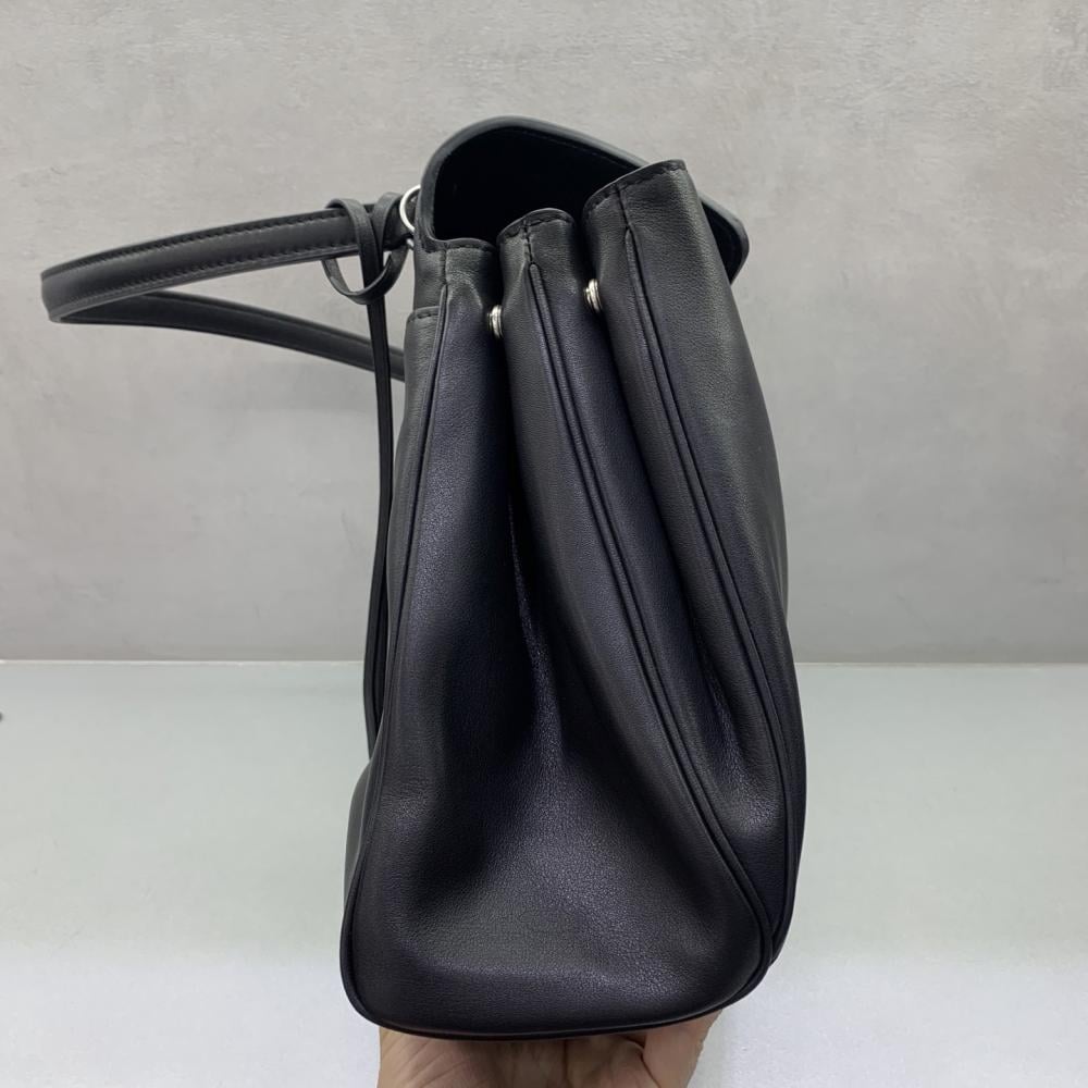 Balenciaga Rodeo Top Handle Bag