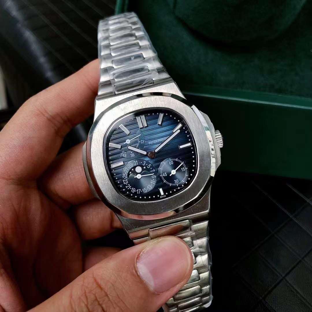Patek Philippe Nautilus Saat - Glimmer of Luxury