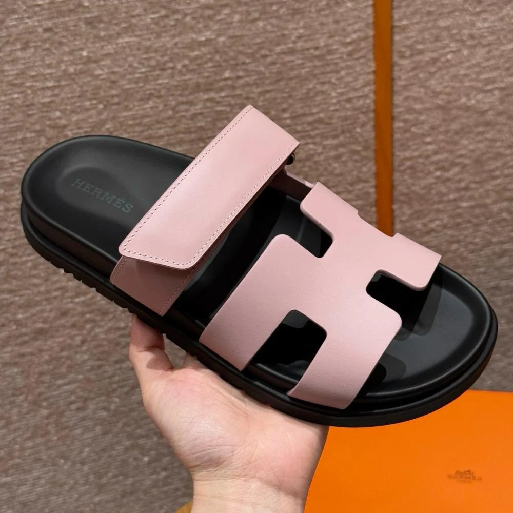 Hermès Chypre Sandals - Clay Beige