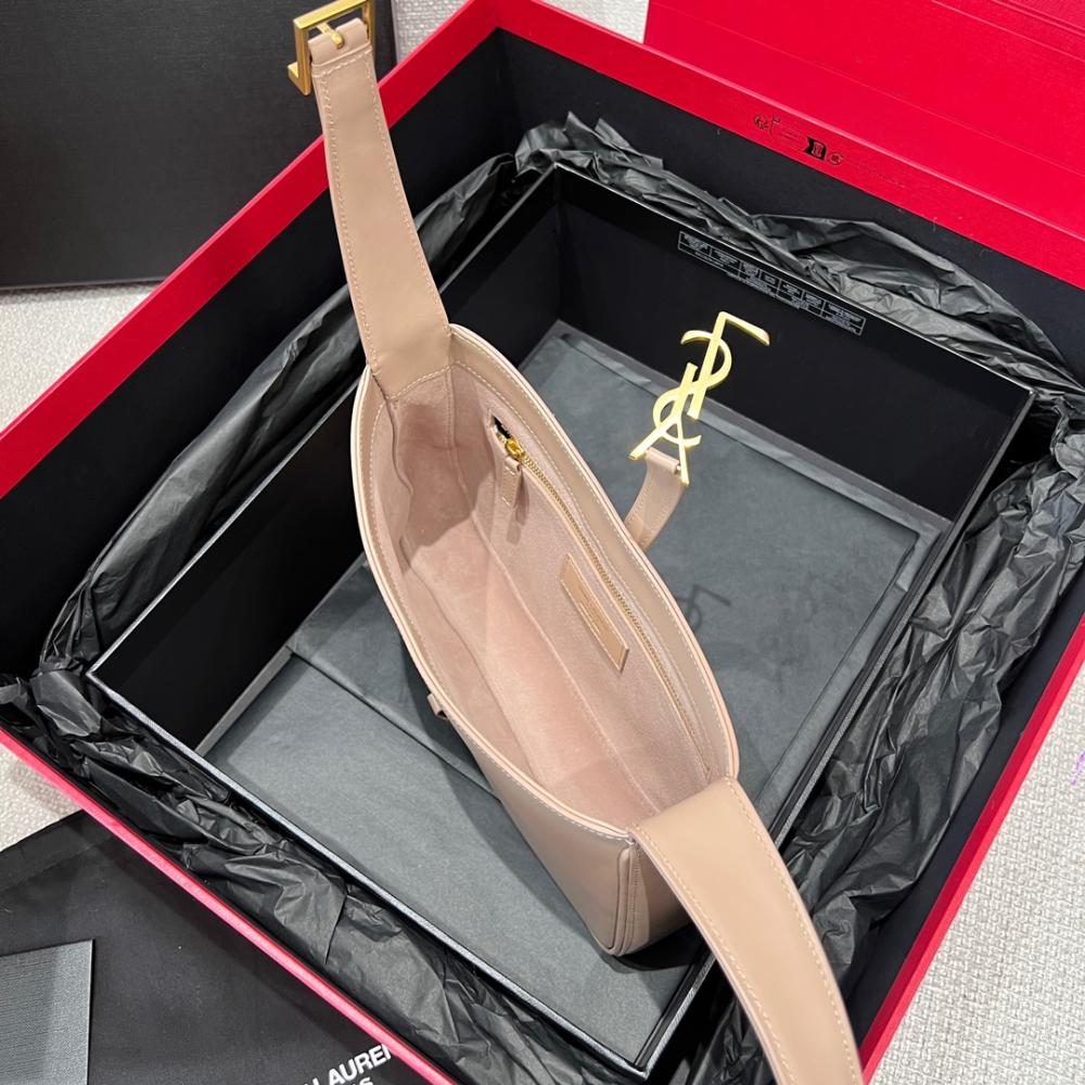 YSL Le 5 A Smooth Leather Hobo Bag