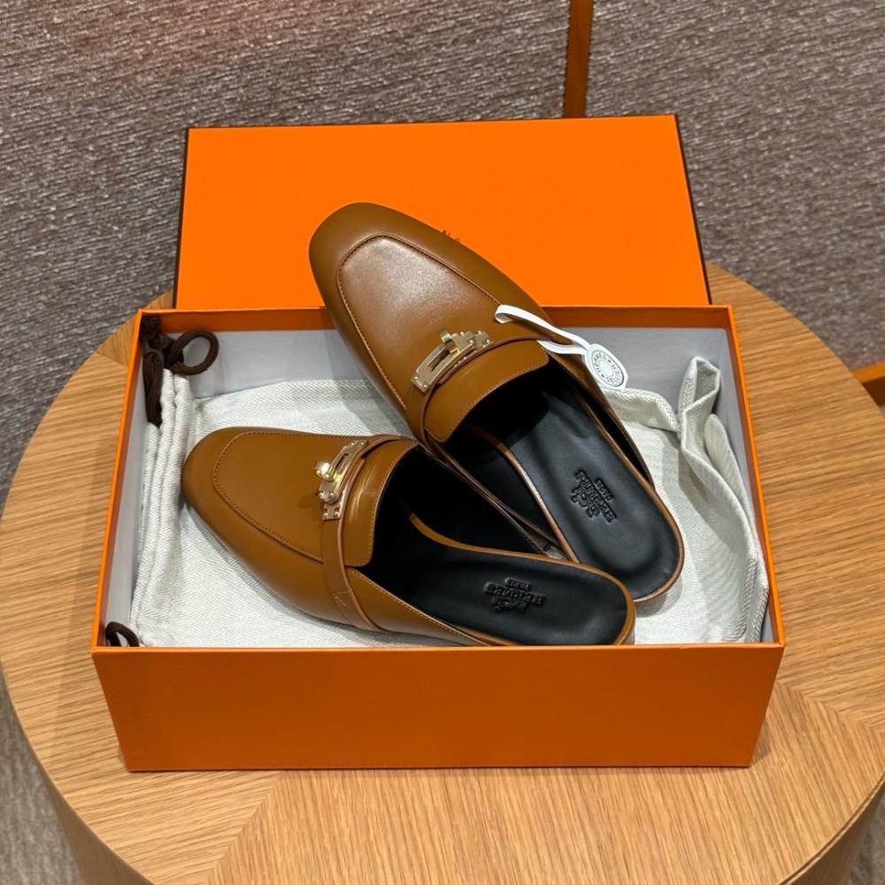 Hermès Oran Sandals Gray Argent