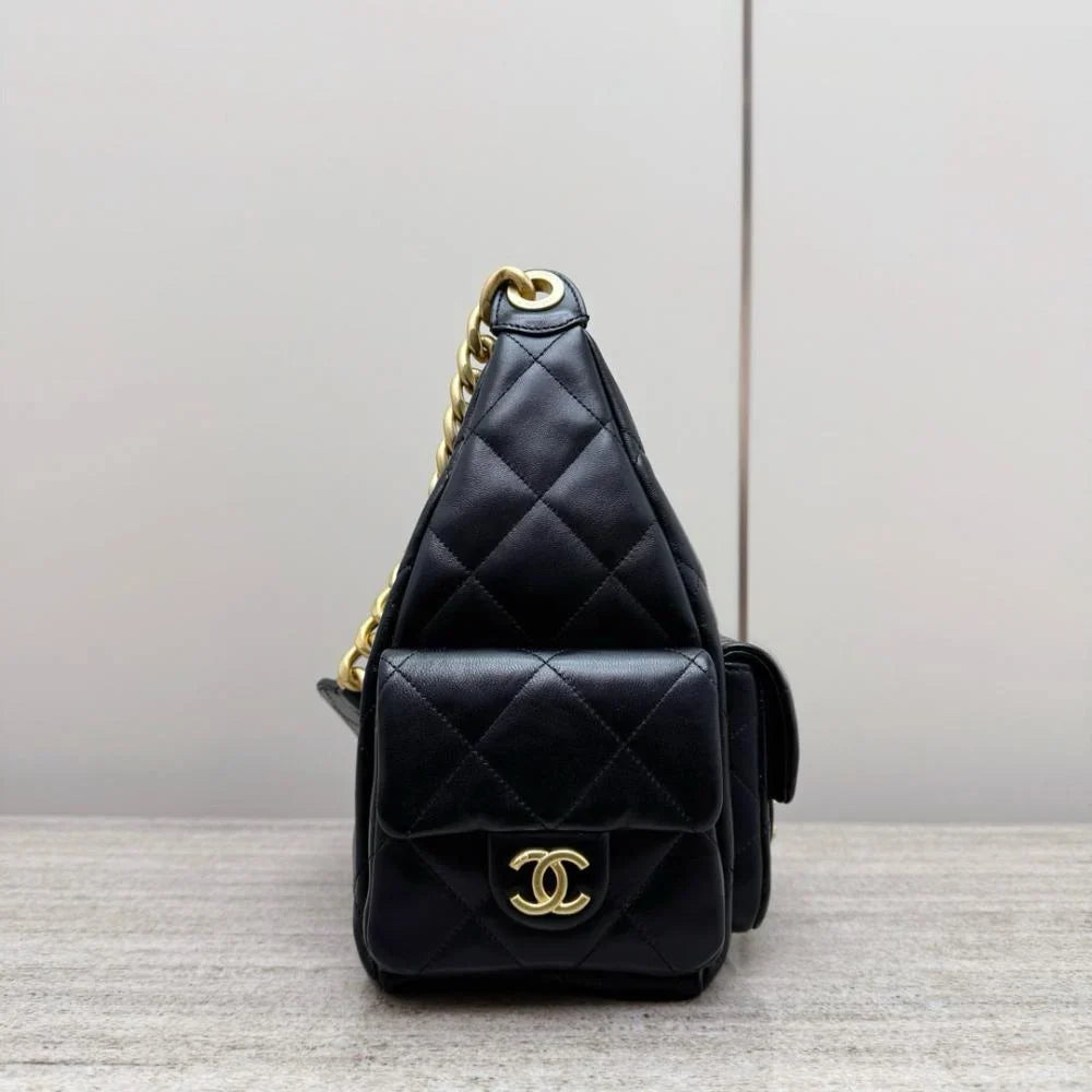 Chanel Büyük Hobo Kargo Çantası Dana Derisi Siyah GHW - Glimmer of Luxury