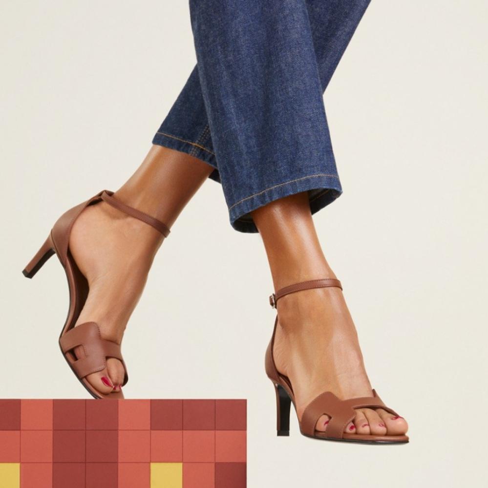 Hermès Oasis Sandals Black &amp; Argent Grey