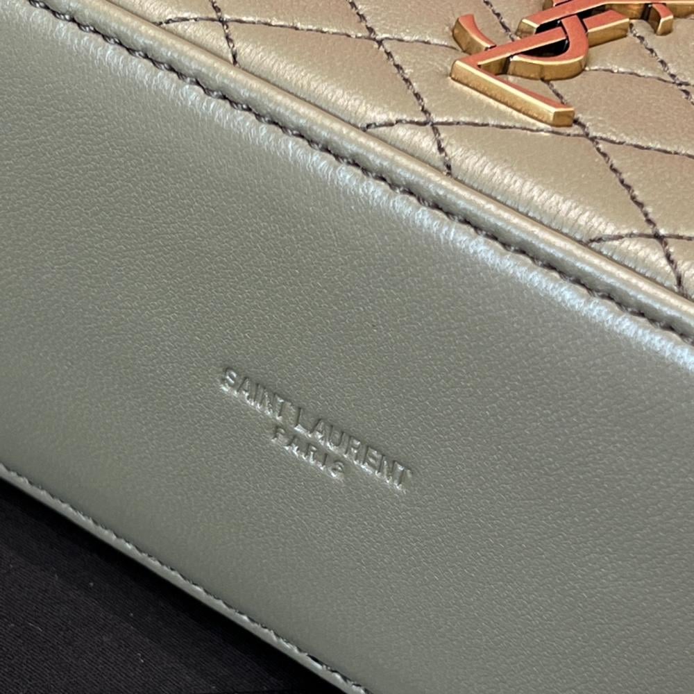 Saint Laurent Gaby Kuzu Derisinden Makyaj Çantası