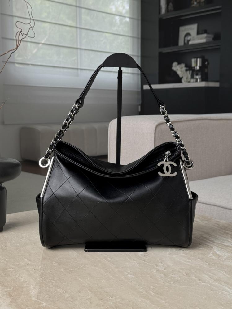 CHANEL Silver Rod Hobo Small Black 